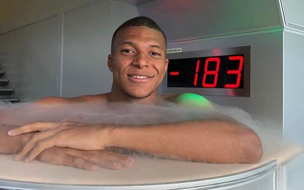 2 Million Likes For The Photo In The Cryosauna!